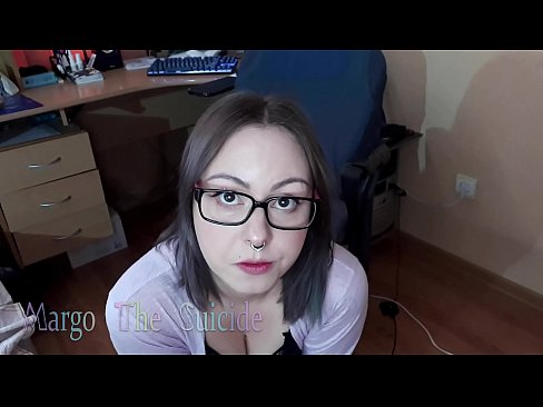 ❤️ Сексуальна дівчина в окулярах глибоко відсмоктує дилдо на камеру ☑ Якісний секс у нас uk.playcrot69.top